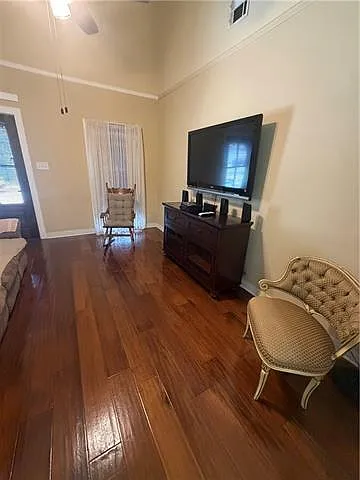 804 Pontalba St — Photo 6
