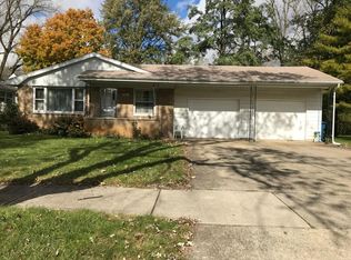 306 E Manor Dr, Griffith, IN 46319