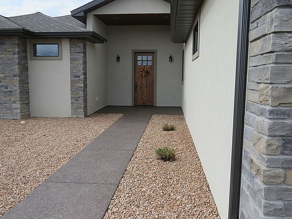 Walkway to Front Door