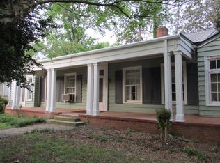 208 Hartford Rd E, Fort Gaines, GA 39851