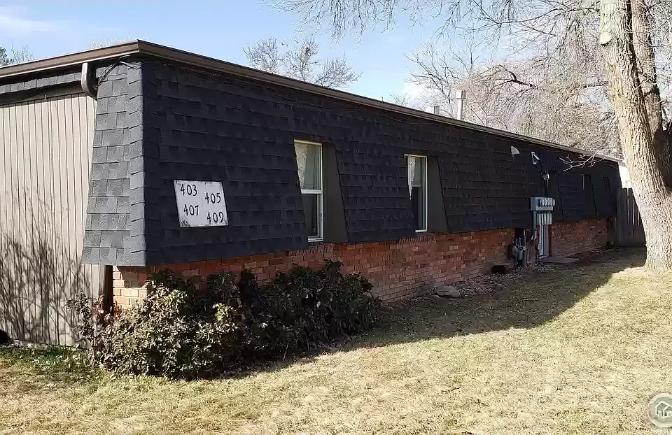 403 E Thunderbird Dr