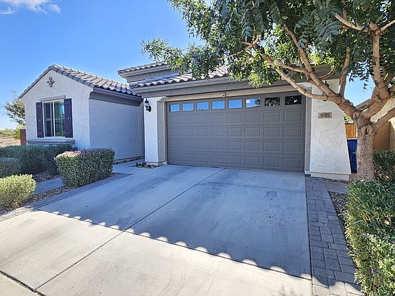 Front - 2 Car Garage