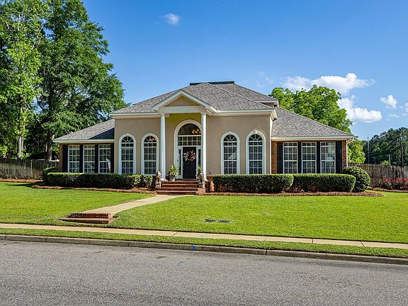 4th image of 115 Lucy Ln