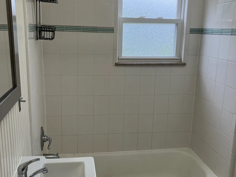 311 E Lewiston Ave — Photo 17
