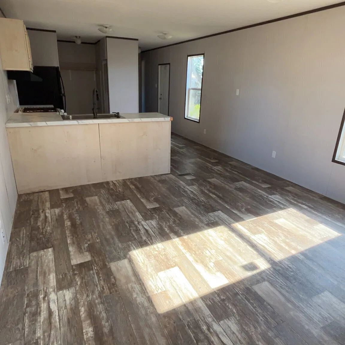 Town & Country MHP **Ask about free rent — Photo 2