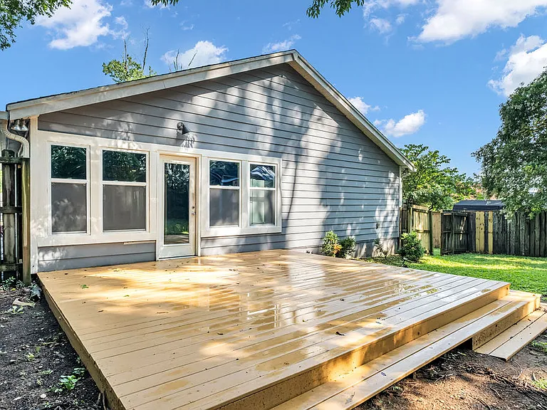3826 Burrus St — Photo 35