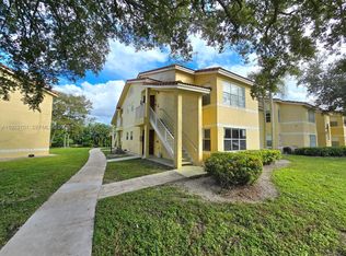 Isles At Lago Mar Condo, Fort Lauderdale, FL 33325