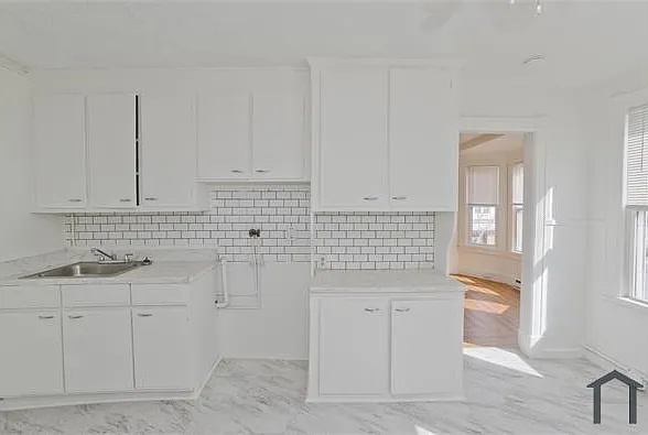 320 Front St #2 — Photo 10