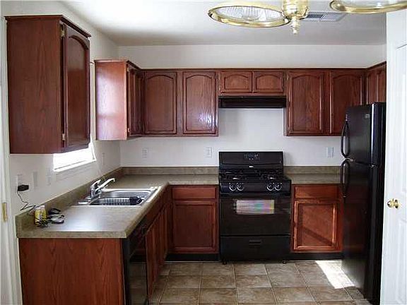 3rd image of 11852 Mesquite Rock Dr