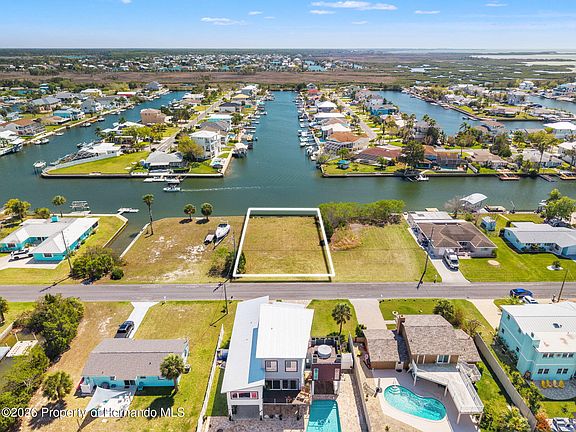 3rd image of Gulfview Dr