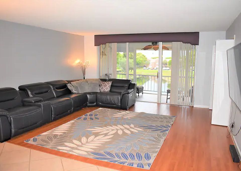 1st image of 2850 Forest Hills Blvd APT 316