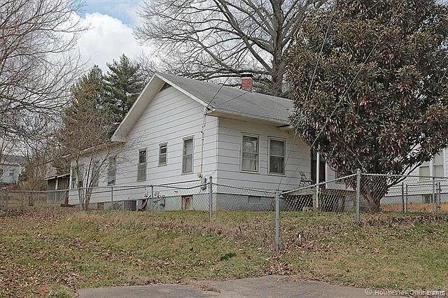 1st image of 1433 N Water St