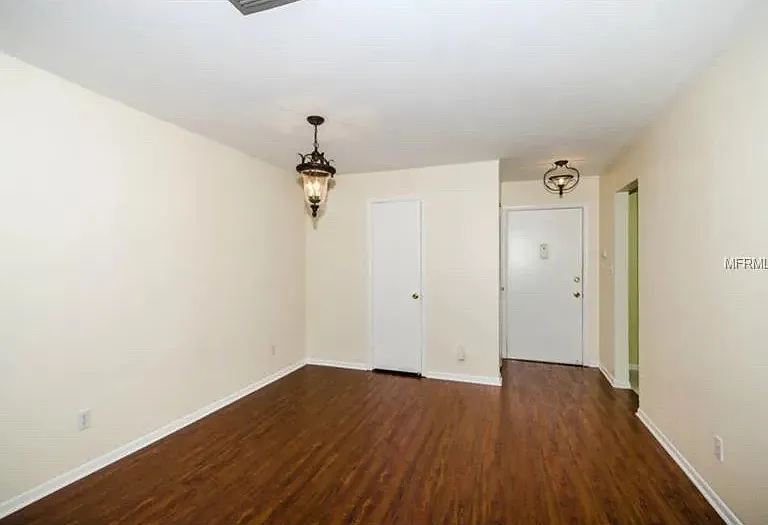 4610 W Gray St #301 — Photo 4