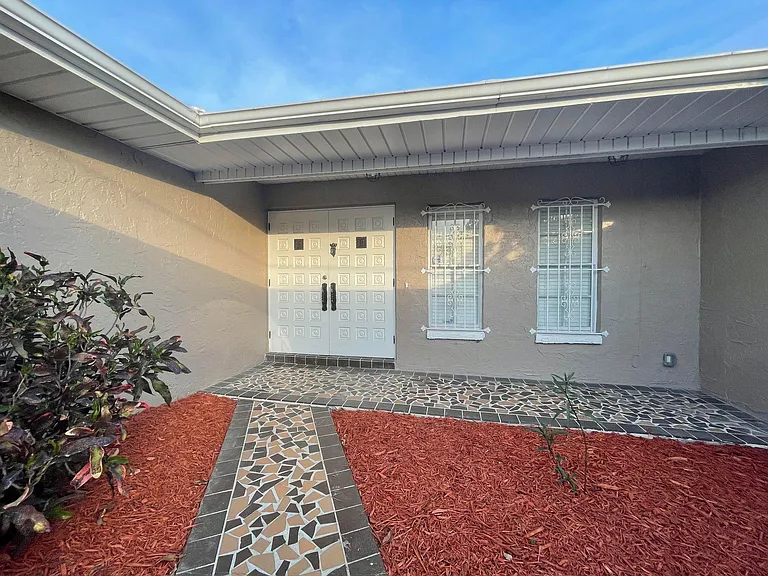 4703 Kelly Rd — Photo 15