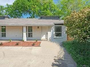 1041 Southmoor Dr, Arlington, TX 76010