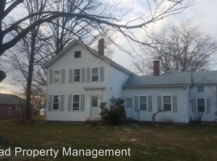 320 Chamberlain Rd, Middletown, CT 06457