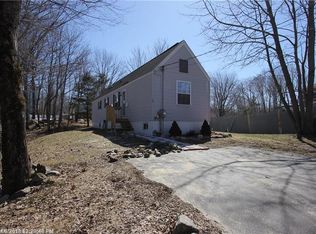 34 Gosnold St, Auburn, ME 04210