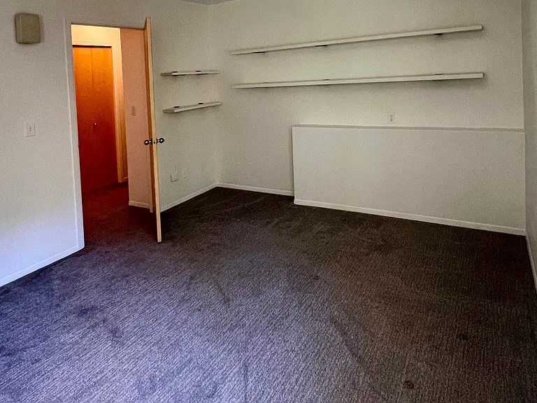 5900 Sylvan Rd — Photo 24