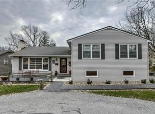 6315 Sherwood Ln, Merriam, KS 66203