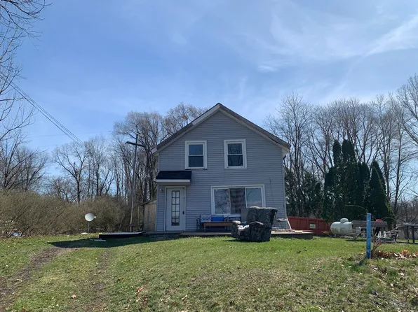 68505 Sweet Lake Rd, Sturgis, MI 49091