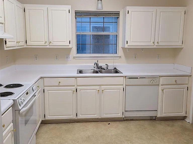 358 Mirabelle Dr — Photo 7