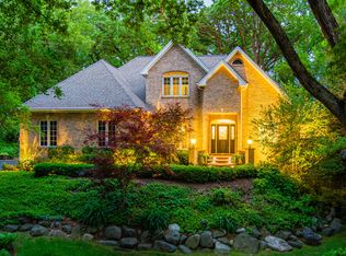 41W877 Hunters Rdg, St Charles, IL 60175