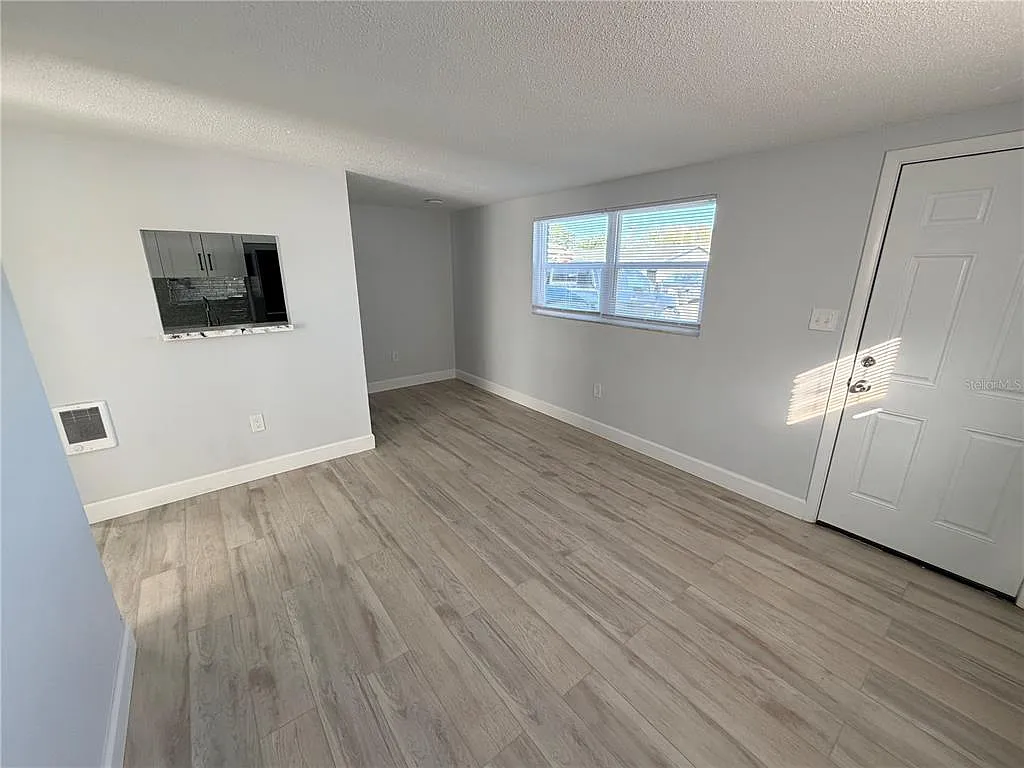 1 bed, 1.0 bath, 500 sqft, $1,150 — Photo 4
