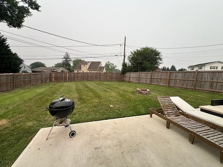 6017 Black Friars Cir — Photo 53