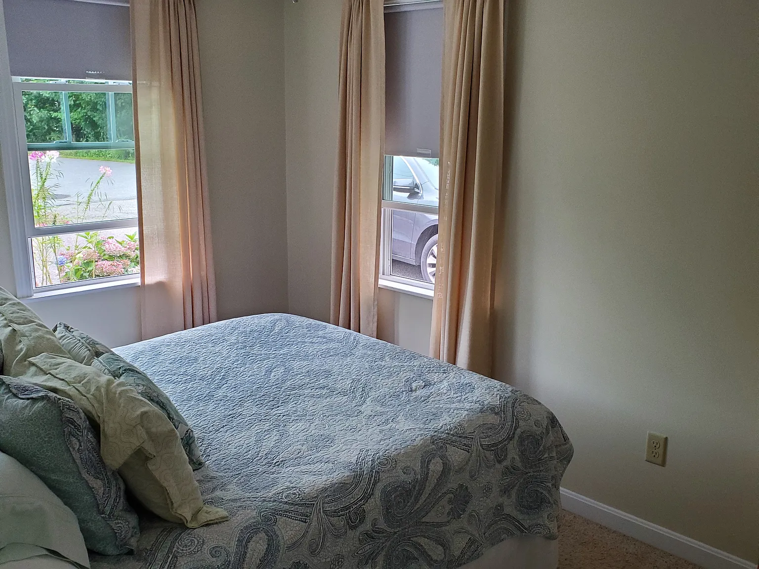 2 bed, 1250 sqft, $2,200 — Photo 3
