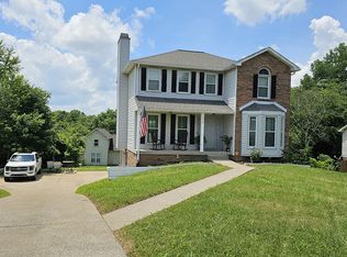 2116 Single Tree Dr, Clarksville, TN 37040