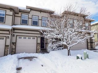 2190 E Whitekirk Way, Draper, UT 84020