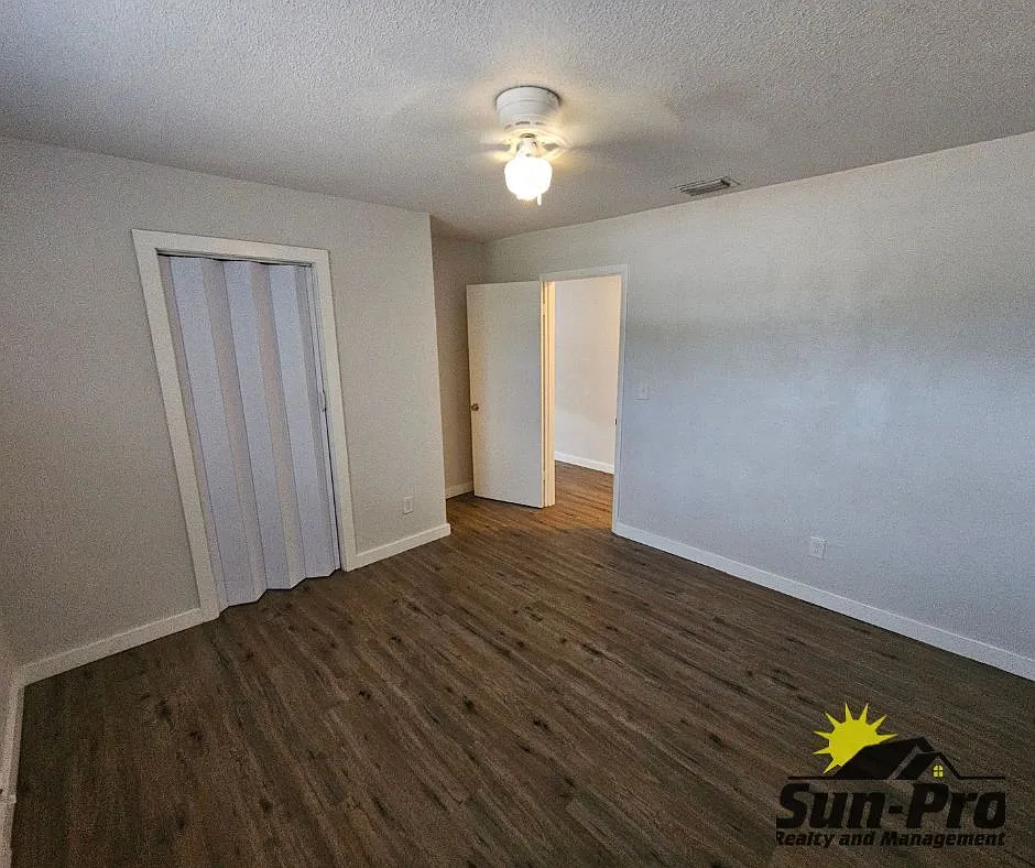 2 bed, 1.0 bath, 800 sqft, $1,195 — Photo 4