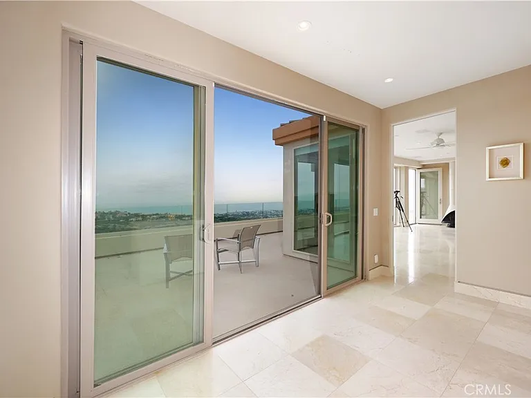 15 Goleta Point Dr — Photo 33