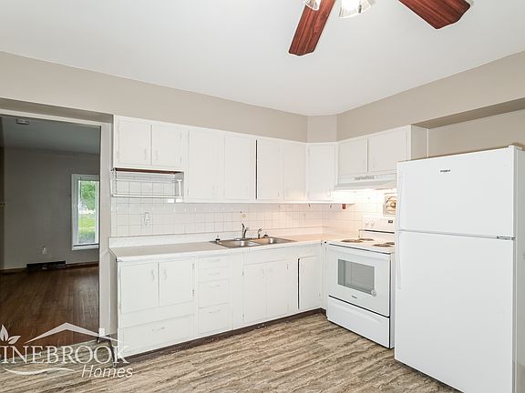 5th image of 710 Cherryvale Dr