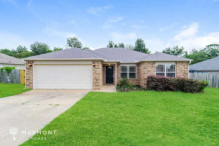 3 bed, 2.0 bath, 1500 sqft, $1,625 — Photo 1