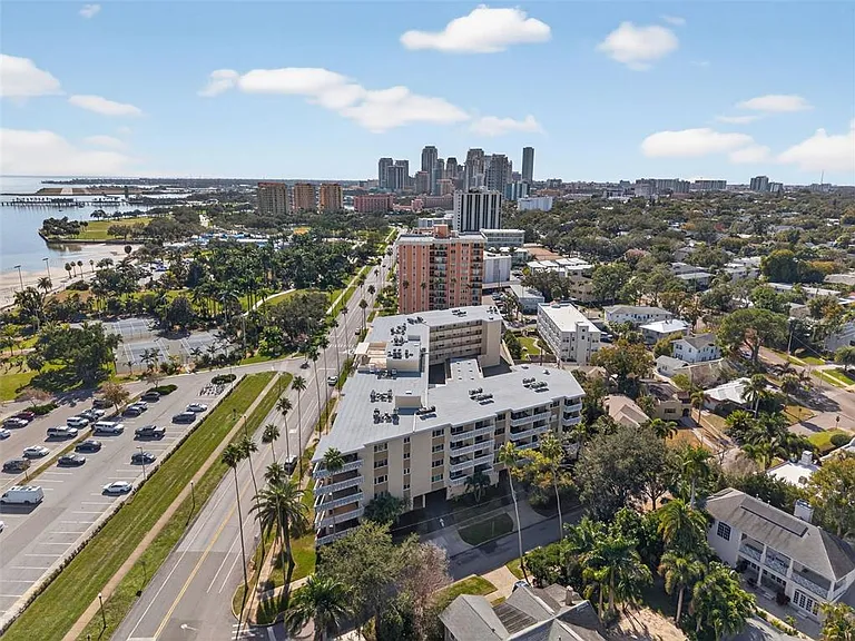 1200 N Shore Dr NE #201 — Photo 56