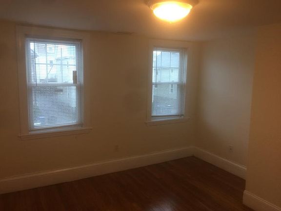 5th image of 21 Winship St #House