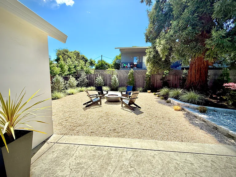 2180 Shurtleff Ave — Photo 50