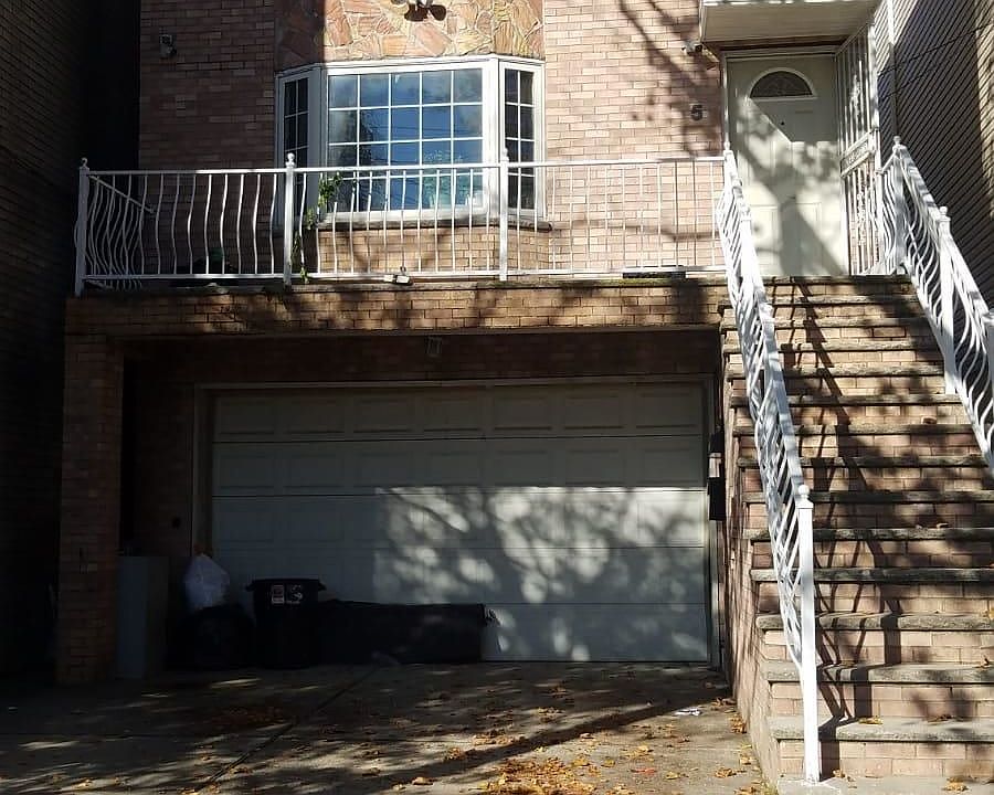 2nd image of 5 Nelson Ave #2