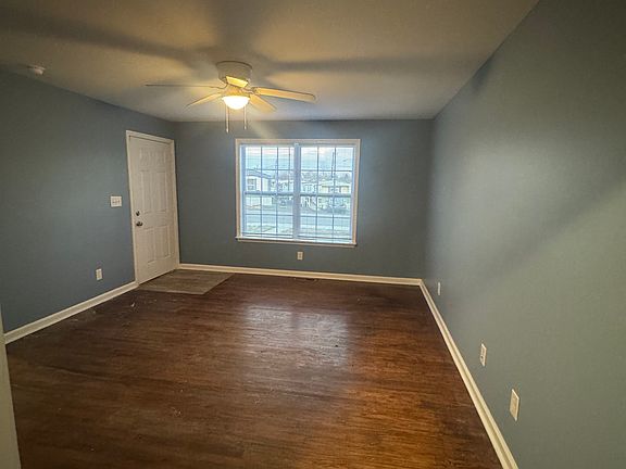 3rd image of 204 Walnut St