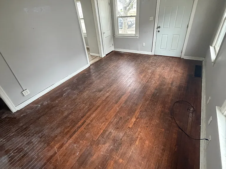 4405 S Park Dr — Photo 3