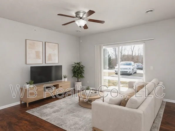 1951 N James St, Grimes, IA