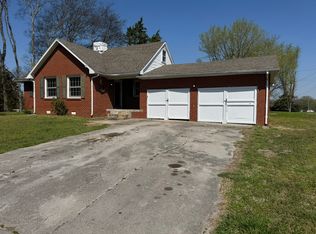 4930 Woodrow Rd, Woodlawn, TN 37191