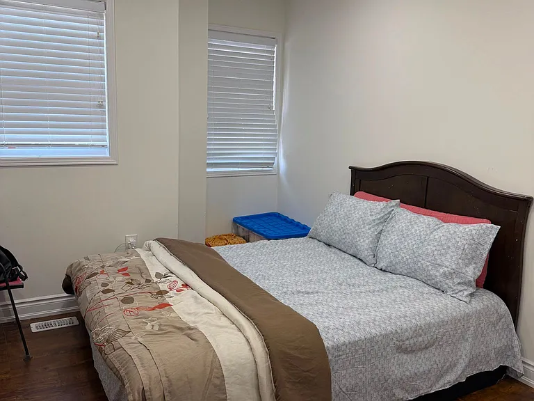 32 Ray Richards St — Photo 9