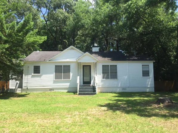 4908 Auburn Dr N, Mobile, AL 36618