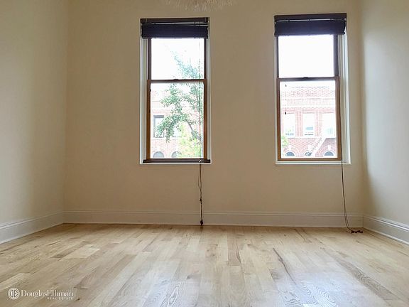 4th image of 35-06 Ditmars Blvd #2