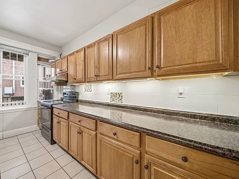 36A Saint Paul St #1 — Photo 13
