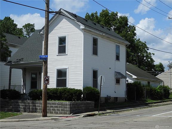 3rd image of 336 E 2nd St