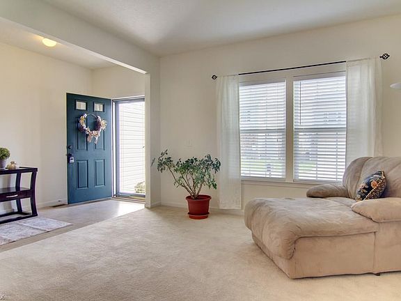 3rd image of 10650 Durrey Ct