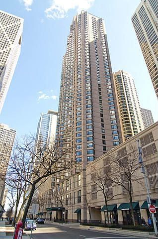 1st image of 401 E Ontario St APT 1807